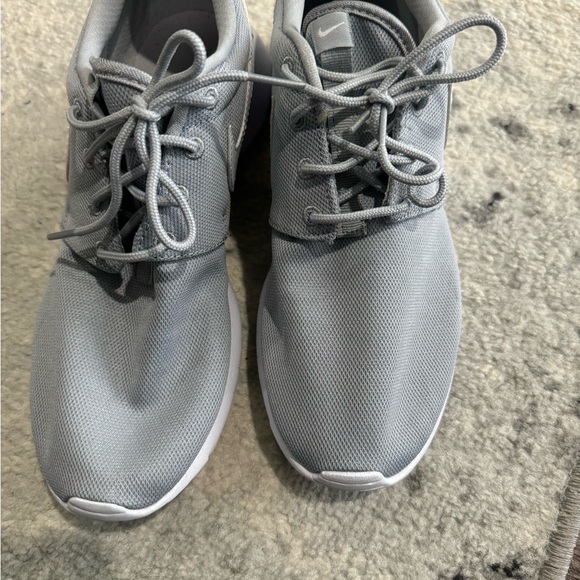 Wmns Roshe One 'Cool Grey' - Picture 6 of 6